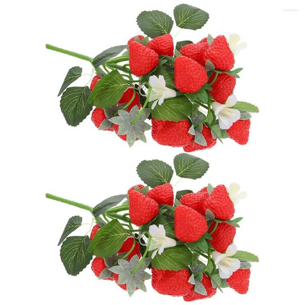 Partydekoration 2 PCs Erdbeersimulation Bouquet gefälschte kleine Obstpflanzendekoration Realistische künstliche Ornamente Braut