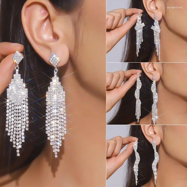 Orecchini a pennaglietta Fyuan Fashion Long Nappel Crystal Drop per donne Colore argento Rhinestone Earring Fare di gioielli per la festa di nozze