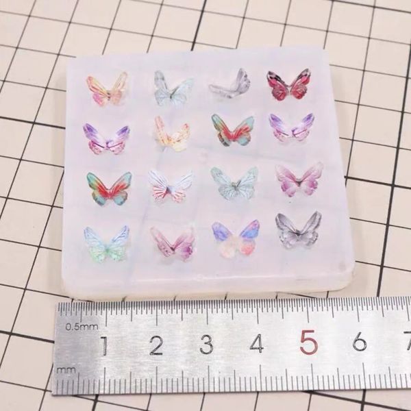 Piccola farfalla a forma di farfalla a resina epossidica stampo silcone stampo nail art per la collana fai -da -te pendenti a base di resina epossidica gioielli artigianali