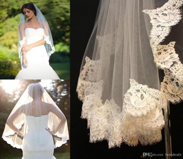 2019 para alcançar o véu Lace Design curto de casamento único noiva039s cintura pente longo pente de casamento personalizado véu de casamento r1416938