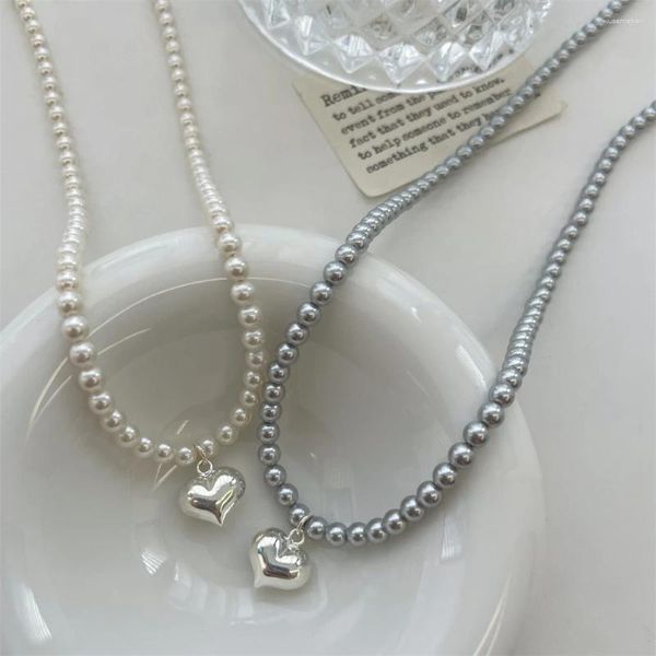 Подвесные ожерелья белая/черная имитация жемчужины для женщин 6 -миллиметровые цепные цепные чайные воротник элегантные украшения