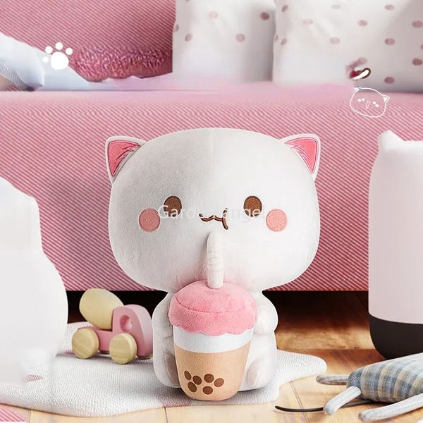 Pfirsichkatze trinken Milchtee Plüsch Puppe weiche und niedliche Anime -Actionfigur Spielzeug Caixas Sammlerstück Kawaii Spielzeug 240325