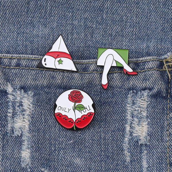 Sexy Bikini Brilliant Rosenliebhaber Geschenkbrosche nur Sie süße Anime -Filme Spiele Hart Emaille Pins Sammeln Sie Metal Cartoon Brosche Rucksack Hat Bag Collar Revers Badges