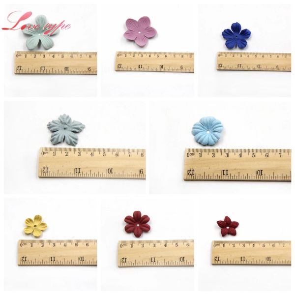 30pcs pequenas flores de couro requintadas feitas artificiais de flor artificial decoração de casamento scrapbooking Diy Craft Fake Flower Supplies