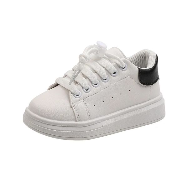 Tênis 2022 Spring New Children Fashion Soft White Boys Sports Sapatos de estilo coreano estudantes tênis de lapeup Light para meninas versáteis