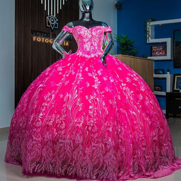 Abiti da quinceanera rosa rosso 2024 Appliques in pizzo perline tull abito da ballo messicano abito da ballo vestidos Butantes 15 anos