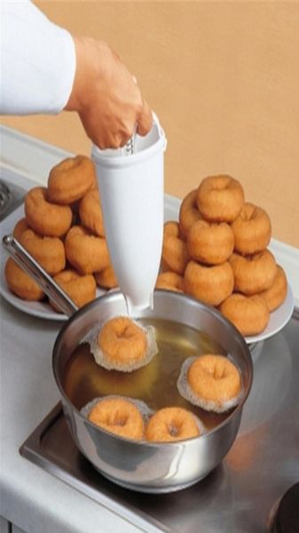 Máquina de donut de plástico molde molde diy ferramenta pastelaria de cozinha fabricando bolos fazendo acessórios de cozinha de ware ware ware6219875