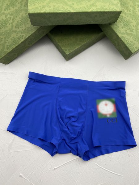 Cueca de roupas íntimas masculinas Menina de algodão respirável Os shorts de boxers de moda macia e multicolores misturados cores com caixa.