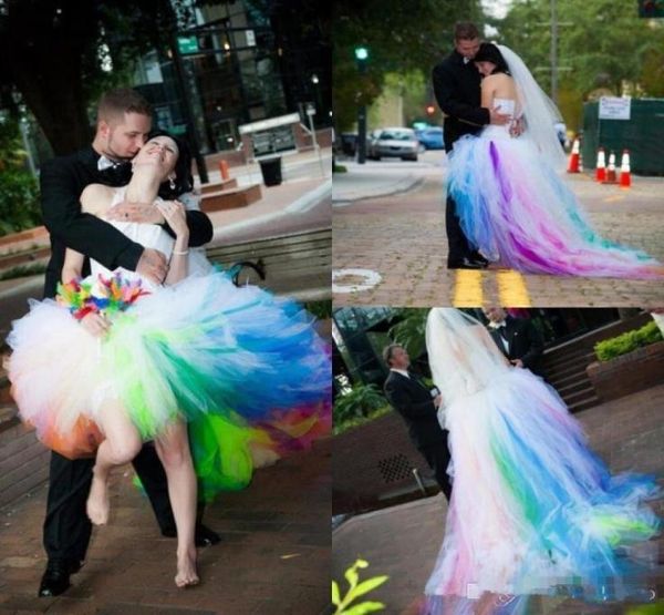 2020 abiti da sposa colorati alti 2020 Rainbow Treno di treno a buon mercato in tulle a buon mercato in linea con abiti da sposa corti su abiti da sposa vestidos de3023689