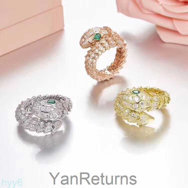 Bvlgaerri Band Designer Rings Pure Silver Treasure Famiglia Spirit Snake Designer Ring Womens Luce Lumo Lusso piccolo ed elegante