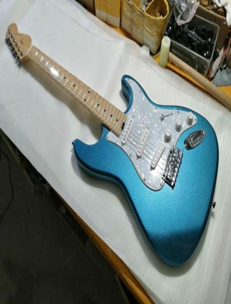 Высококачественный FDST1093 Metal Blue Color Solid Body White Pickguard Maple Frtboard Elite Electric Guitar 6940773