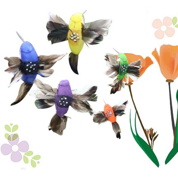 Güneş enerjili pil uçan çırpınan tüylü tüy kanadı yapay sahte sinek kuşu bahçe bitkileri çiçek süsleme dekoru