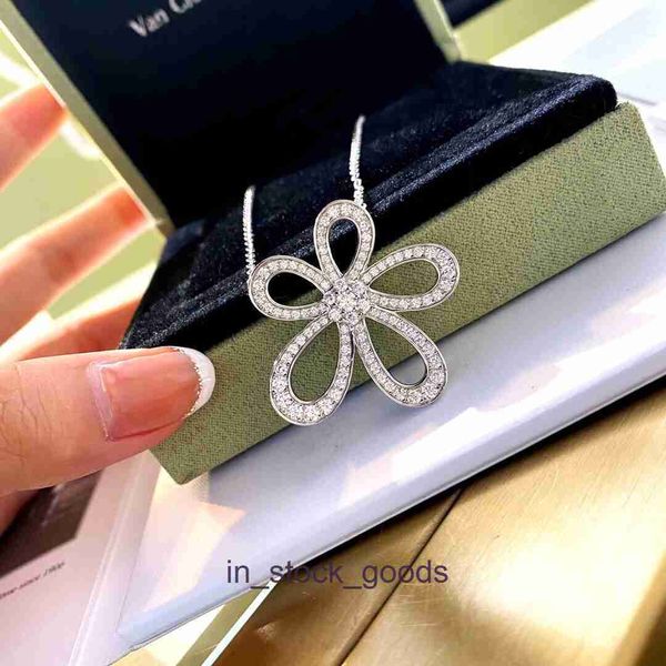 Necclana designer di alta qualità Vancleff per donne ad alta edizione Flower grande fiore a diamante pieno diamante a trifoglio ciondolo byoriginale 1: 1 con logo reale