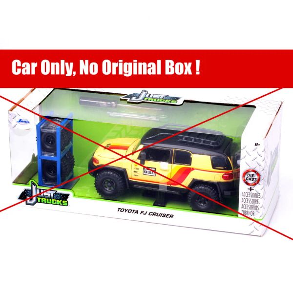 NO Box 1/24 Scala Jada Toyota FJ Cruiser SUV 938 Model Metal Diecast Vehicles Auto con pneumatici extra Miniature da collezione