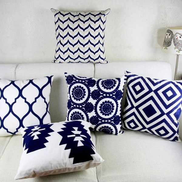 Pillow Navy Blue Sticker Abdeckung Geometrisches marokkanisches Gehäuse mit gesticktem Sofa -Sitz einfach Wohnkultur 45 45 cm