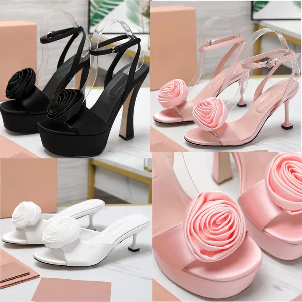 Eleganti sandali ad alto tacco a tallone raso scarpe designer di lusso decorazioni di fiori rosa piattaforme di moda per la moda per matrimoni Sandalo per feste