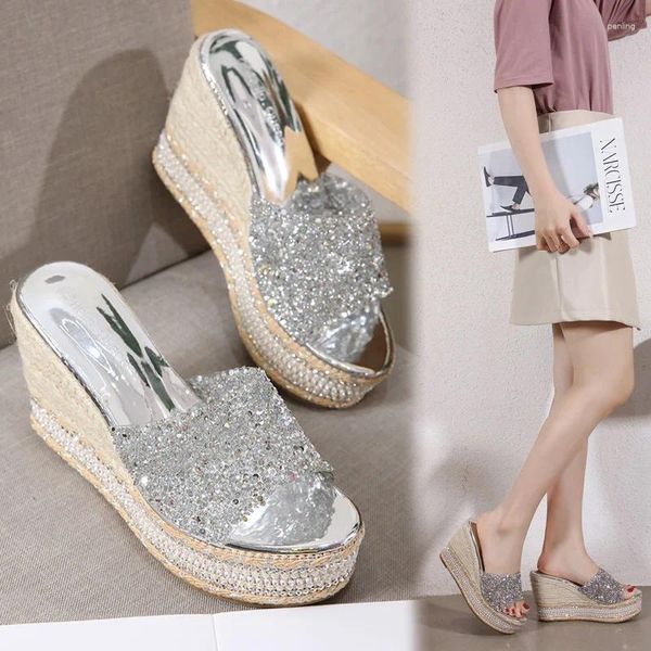 Sandalet kristal kadın moda terlikleri yaz platformu yüksek topuklu bling dişi kama rahat bayan slaytlar