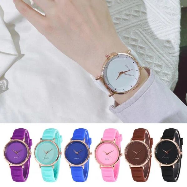 Relógios de pulso Silicone Jelly Color Watch Student Colorful Strap Quartz para mulheres com disco redondo de alta precisão desgaste