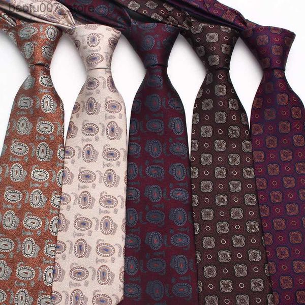 Шея галстуки 2023 Новые мужские 8 -см галстук с различными красочными полиэфирными шелковыми бизнес -костюмами Tieq Tieq