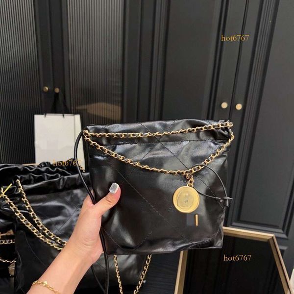 Tasarımcı Çanta Tote Çanta Tasarımcı Moda Çantası Lüks Crossbody Bag Bir omuz çantası Kadınların Yeni Zincir Çantası Üst Seviye Versiyonu Bir Şık ve Soylu Seçim 22 Çanta