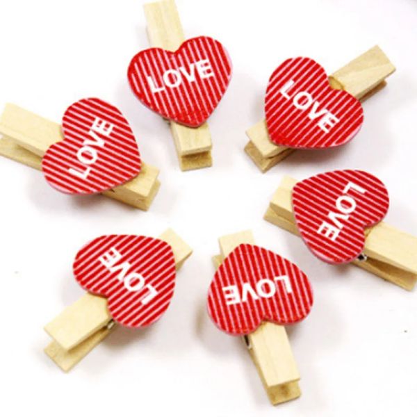 35x7mm 20pcs Ahşap Kırmızı Aşk Kalp Fotoğraf Klipleri Not Kağıt Pego Clothespin Kırtasiye Noel Düğün Partisi Craft Diy Ev Dekor