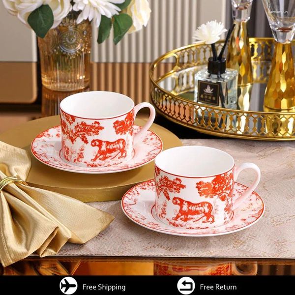 Teller europäischer Klassiker 250 ml Kaffeetasse Rotwald Tiger Tee Set English Teller Nachmittag Home Kitchen 2pc Geschenkbox