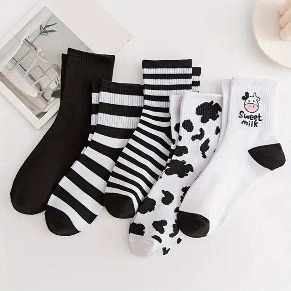 Frauen Socken 5 Paare Cartoon gedruckt Frauen Kurzes süßes schwarzes weißes Knöchel Frühling Herbst Mode süße Mädchen mittelgroße Länge