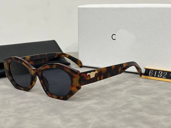 Occhiali da sole designer di lusso di lusso CL40238 Brand uomini e donne piccoli telaio spremuto premium 400 occhiali da sole polarizzati con scatola