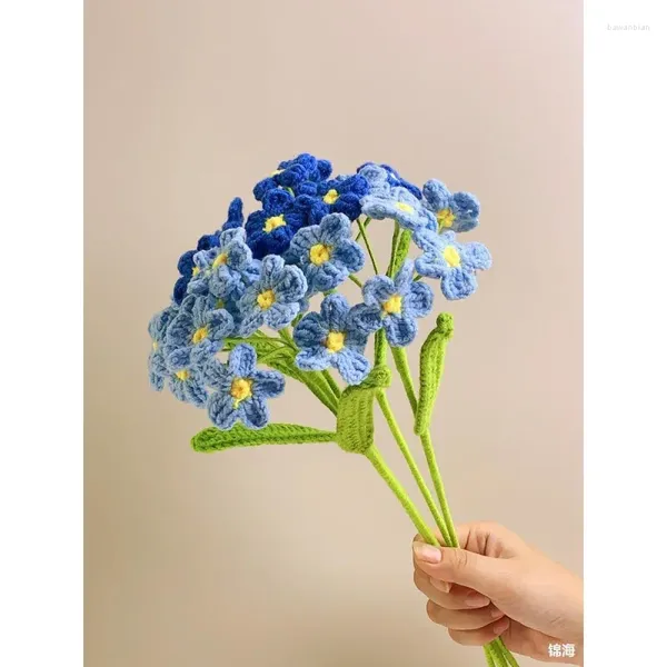 Fiori decorativi tessuti a mano bouquet gancia all'uncinetto in lana fiore regalo di prodotto finito artificiale per la giornata dell'insegnante