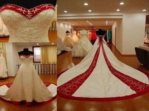 Vestidos de noiva de bordados de nova moda Plus Tamanho Sweetheart Tradicional Red e White Laceup Vestidos de noiva Custom Made5629929
