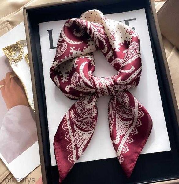 20style 70-70 cm Lettere di design Stampare Floral Stripe Stripe Assunzione per donne Sciarpe a manico lungo la moda SCARPE PASCHIO PASCOLA PERCOLA PERCOLA GUAGGIO N7W4