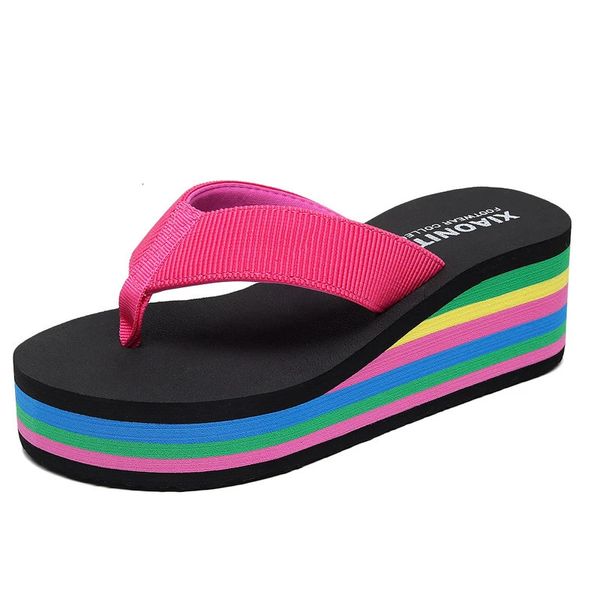 2024 Rainbow Flip-Flops Damen Beach Sandalen Sommer gefrostet mit ultrahoch-Keilheels 240409