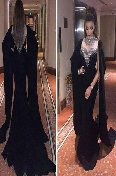 Kristallperlen hoher Nackenschwarzer Abendkleider Kapitalität Fließender Band Illusion Back Meerjungfrau Abendkleider Dubai Arabische Party DR3971381
