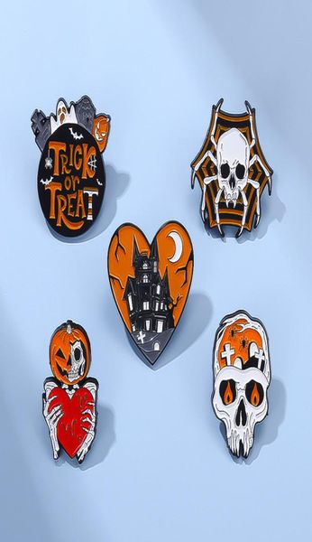 Pin di smalto di Halloween Scheletro Custom Boo Speccole Spettacoli Spettaci di zucca Distintivi di gioielli gotici per bambini Friends9036971