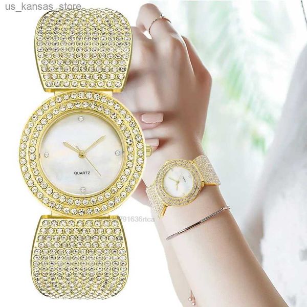 Relógios de pulso Ladies Full Star Diamond Hot Brand Hot Row Double Crystal Quartz Es Bracelete de Glitter com Strape Aço Anterior Clock240409