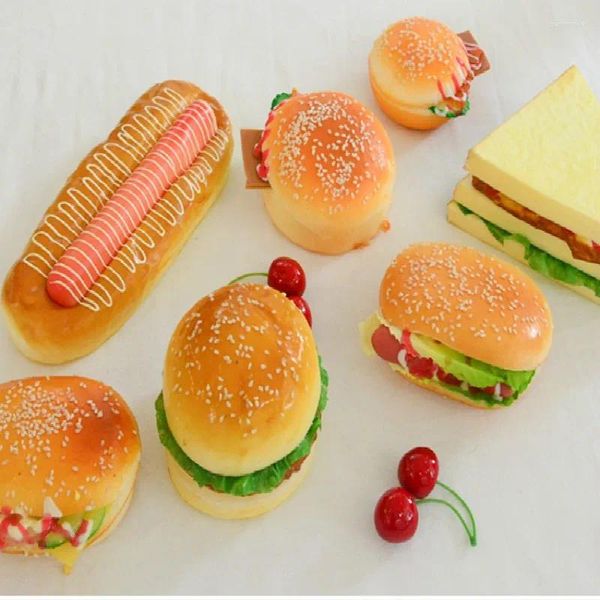 Dekorative Blumen Simulation Brot Sandwich Hamburger Hunde Restaurant Modell Dekoration Lieferungen Einrichten von Artikeln Plastikhandwerk Futterspielzeug Spielzeug