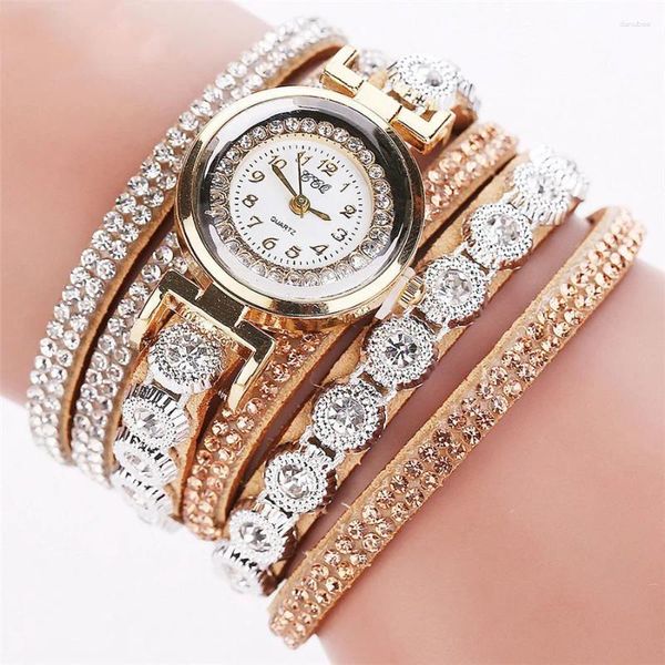 Armbanduhren Mode Women Bohemian Style Watch Casual Multi-Layer-Strass-Armband Quarz-Armbanduhren Uhr