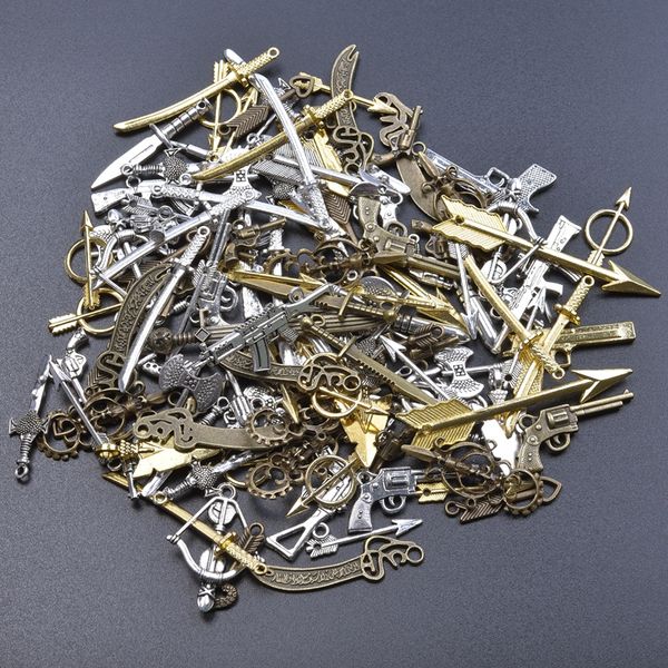 10/20/30pcs Vintage Metallschwert Axt Waffencharme für Schmuckzubehör für Arrow Charme DIY Frauen/Männer Anhänger Ohrringzubehör