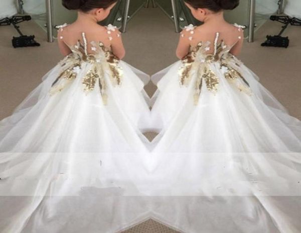 2016 White Ivory Flower Girls Dresses Apliques Lace Manga Longa Partido de Manga Longa Tutu Vestido de Natal Trem vestido de concurso GO9975252