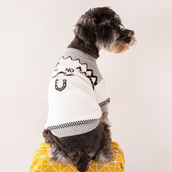 Vestuário para cães suéter de cão de triângulo invertido Yorkshire pequeno e médio cachorro outono de inverno pet cacote xs-xxl csd2404097