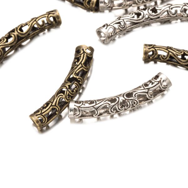 10pcs 6mmx33mm Metall Silber Filigree Lang gebogene Nudelrohr -Abstandshaller -Perlen DIY Schmuck Halskette Armband Making -Anschluss