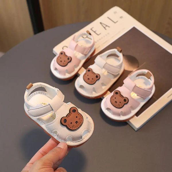 Sneaker Cartoon Bear Baby Shoe Sandals per bambini Sandali estivi First Walkers Sole Sole Noworn Crib Scarpe Walkers per Little Boy Girl Size 1620