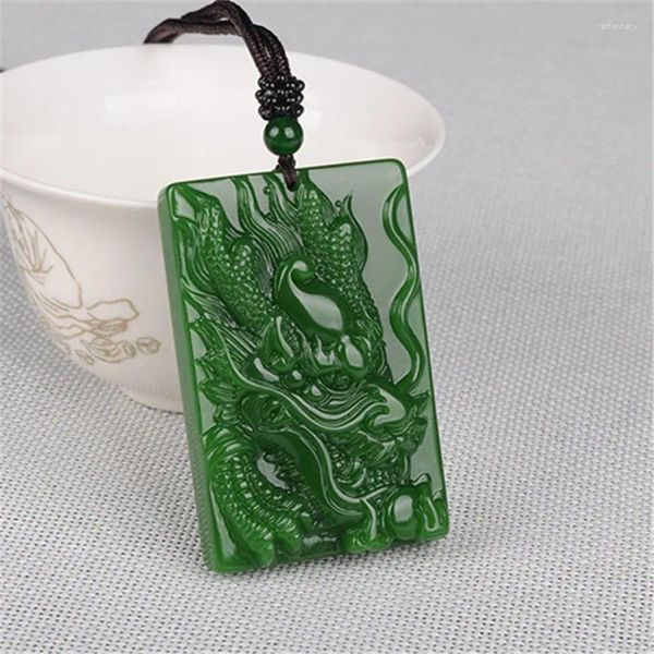 Anhänger Halsketten Factory Direktversorgung Nanyang äußere Mongolei Material Wasserhahn Zodiac Dragon Guardian Männer Hetian Jade Green Pe