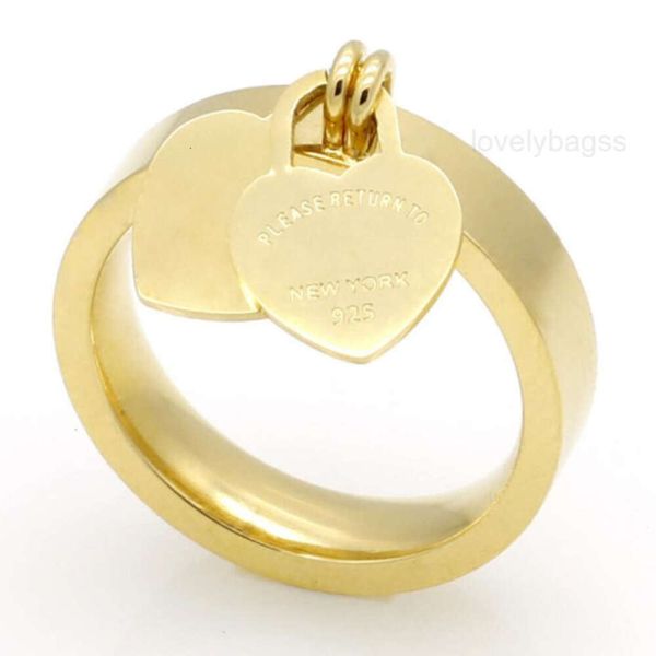 Band Rings Jóias de moda 316L Titanium banhado a ouro em forma de coração t cartas de carta dupla anel de coração feminino para mulher 2024