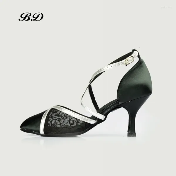 Танцевальная обувь женщина обувь лучшие бальные женщины латинские BD 104-B 2024 шнуровки для ножных сетей круглый