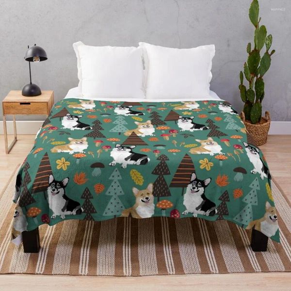 Coperte Corgis nella foresta autunnale - Coppata Terma di lancio al verde acqua scuro per plaid da letto da viaggio