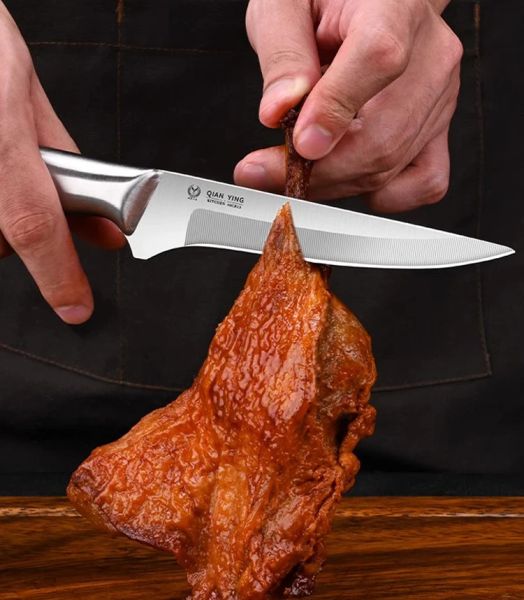 Coltello da taglio della carne, macellaio per uccidere il maiale, coltello a rasatura a ossa tagliente, coltello tagliente che taglia il maiale