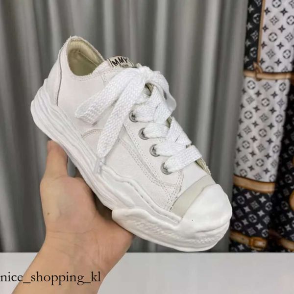 MMY Maison Mihara Yasuhiro Sapatos Hank top top tênis tênis unissex lona treinador de trajes de renda com acabamento em forma de feminino de luxo designers de sapato de sapato de borracha taptory shoes 259