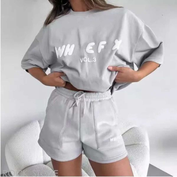 Дизайнерская футболка Женщина печатная белая Foxx Trade Cuit английские буквы Tshirt Новая стильная спортивная одежда White Foxs T Рубашки с двумя частями шорт S-XL 987