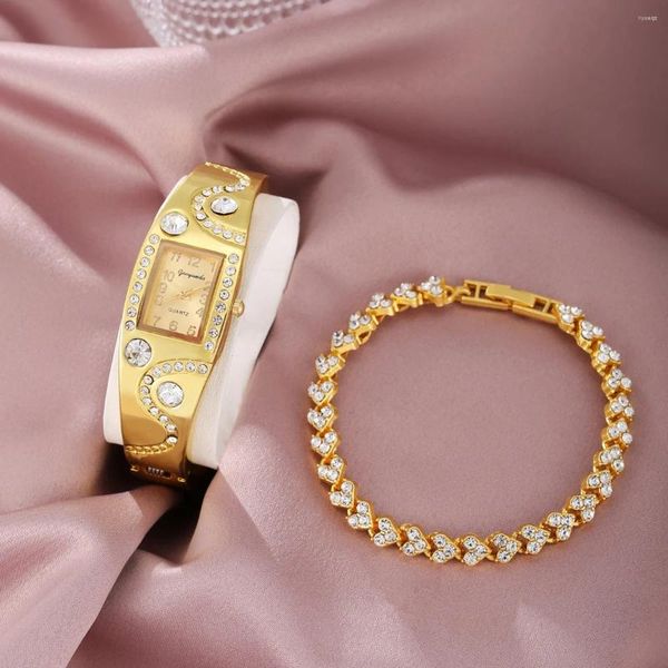 Armbanduhren Damen Gold Square Dial mit Diamant-Strassschnalle Free Legierung Quarz Uhr 1 Herzförmiges Armband